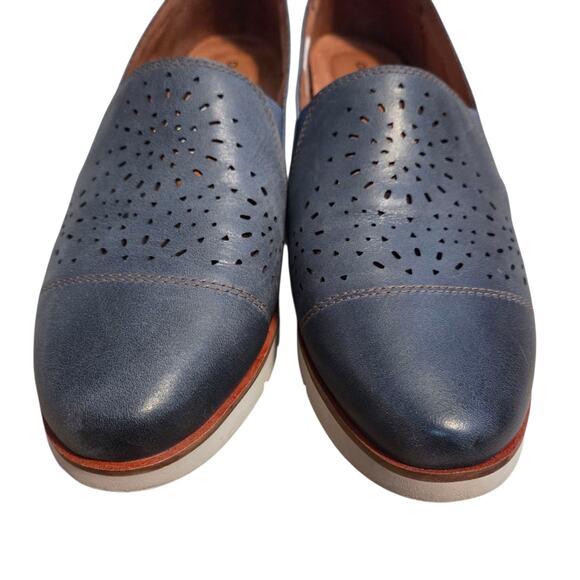 Cobb Hill Shoes Laci Gore Slip-on Loafers Perforated Leather Blue size 10 - Picture 10 of 12